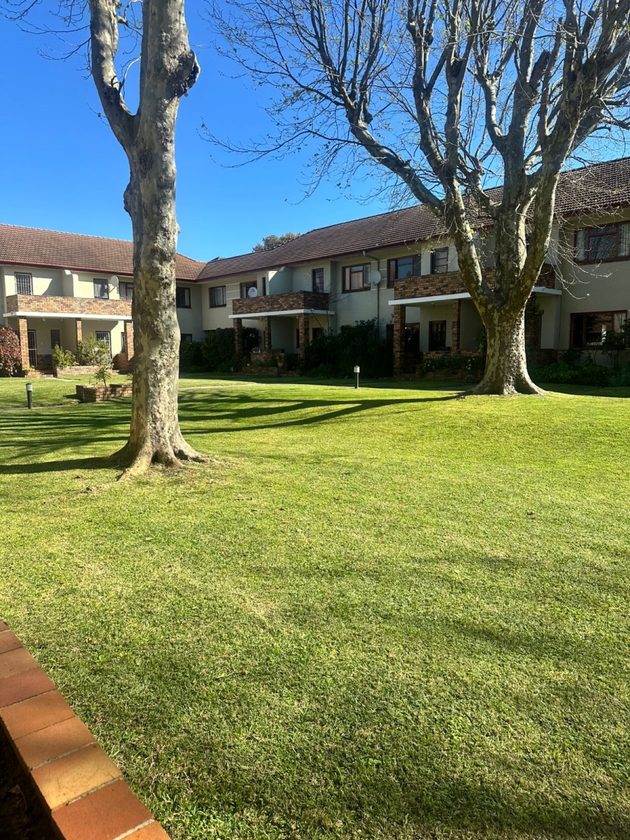 To Let 1 Bedroom Property for Rent in Kenilworth Western Cape